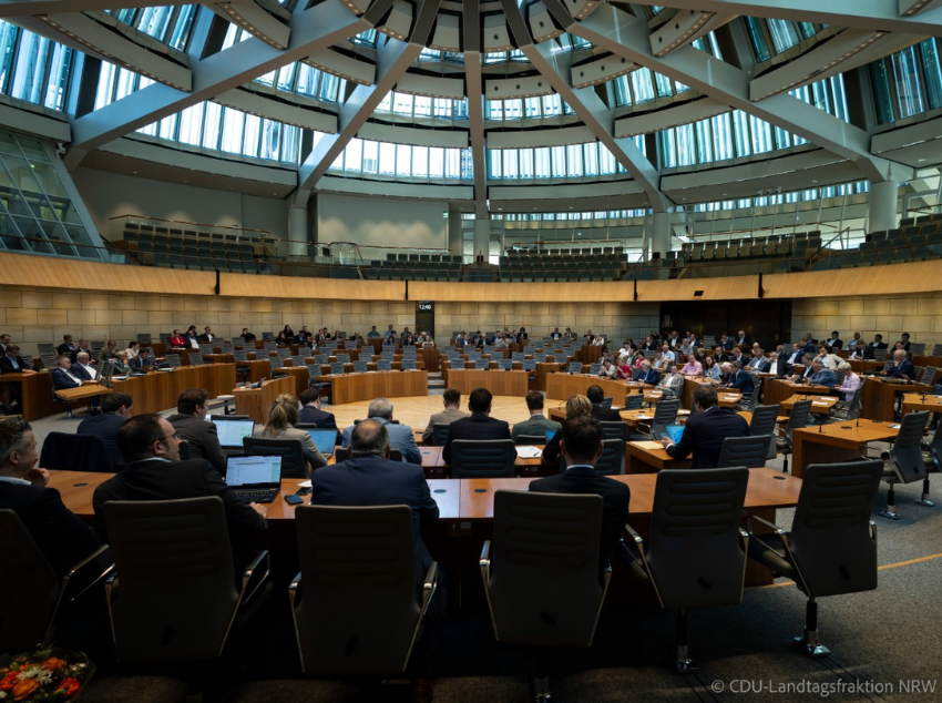 You are currently viewing 75 Jahre Landesverfassung NRW