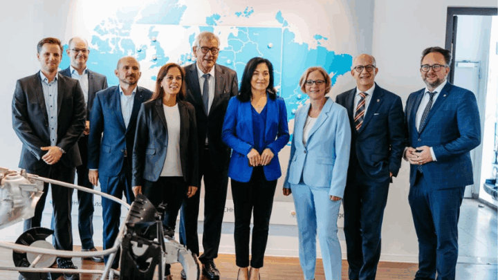 Mit Bundeswirtschaftsministerin Katharina Reiche bei Kirchhoff Automotive in Iserlohn