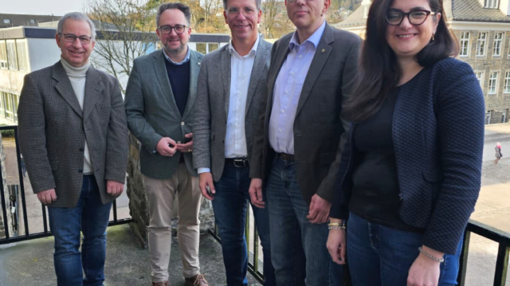 Antrittsbesuch im Neuenrader Rathaus