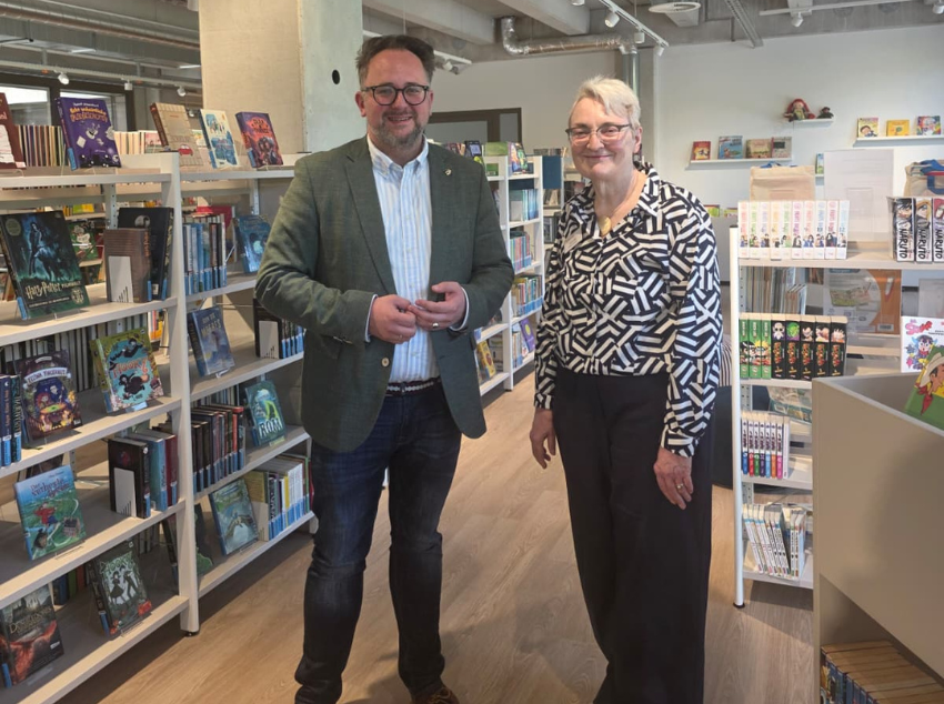 You are currently viewing Neue Stadtbibliothek eröffnet: Ein Gewinn für Menden
